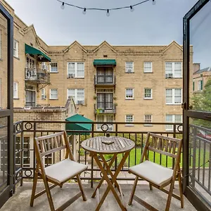 Walkable Escape In Historic District! , Savannah United States