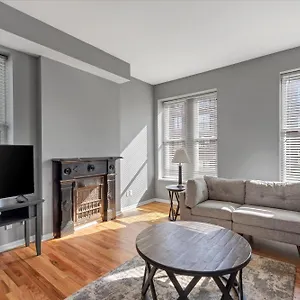 Amazing Recently Rehabbed Stl Unit In Prime Soulard Location 713a , Saint Louis United States